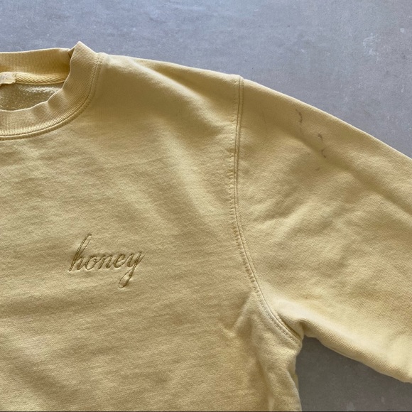 Brandy Melville Honey Sweatshirt - Picture 2 of 4